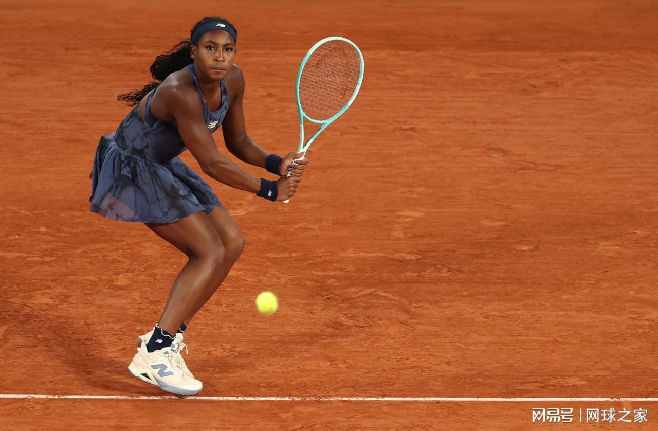 神奇不再！穆霍娃定律失效，高芙澳网八强饮恨